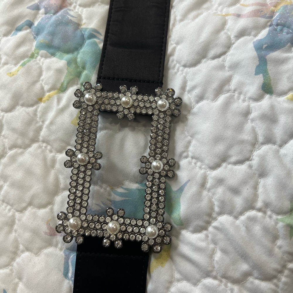 Elegant Black and Silver Pearl-Embellished Belt CAROLINA BELT
Lovers and Friends